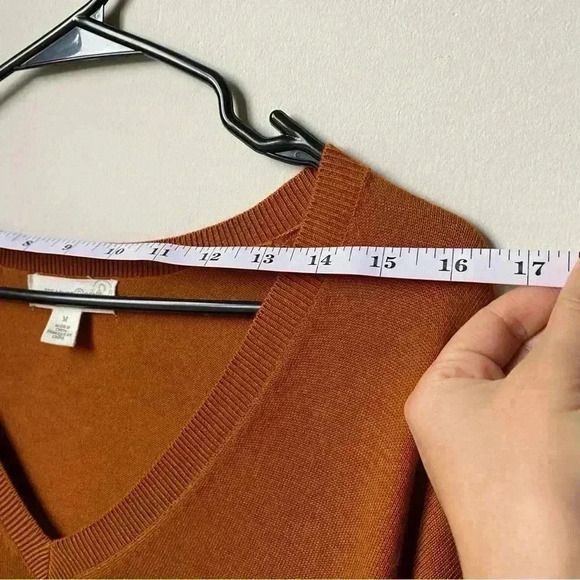 Treasure & Bond Burnt Orange V-Neck Cashmere Blend Sweater, Size M - Picture 9 of 11
